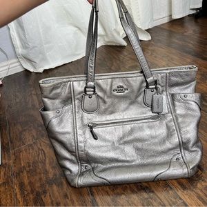 Coach Silver Grain Leather Tote Satchel
